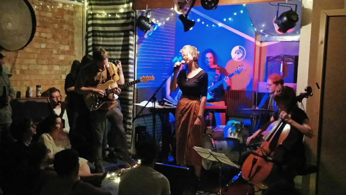 Rosie Caldecott web 800x451