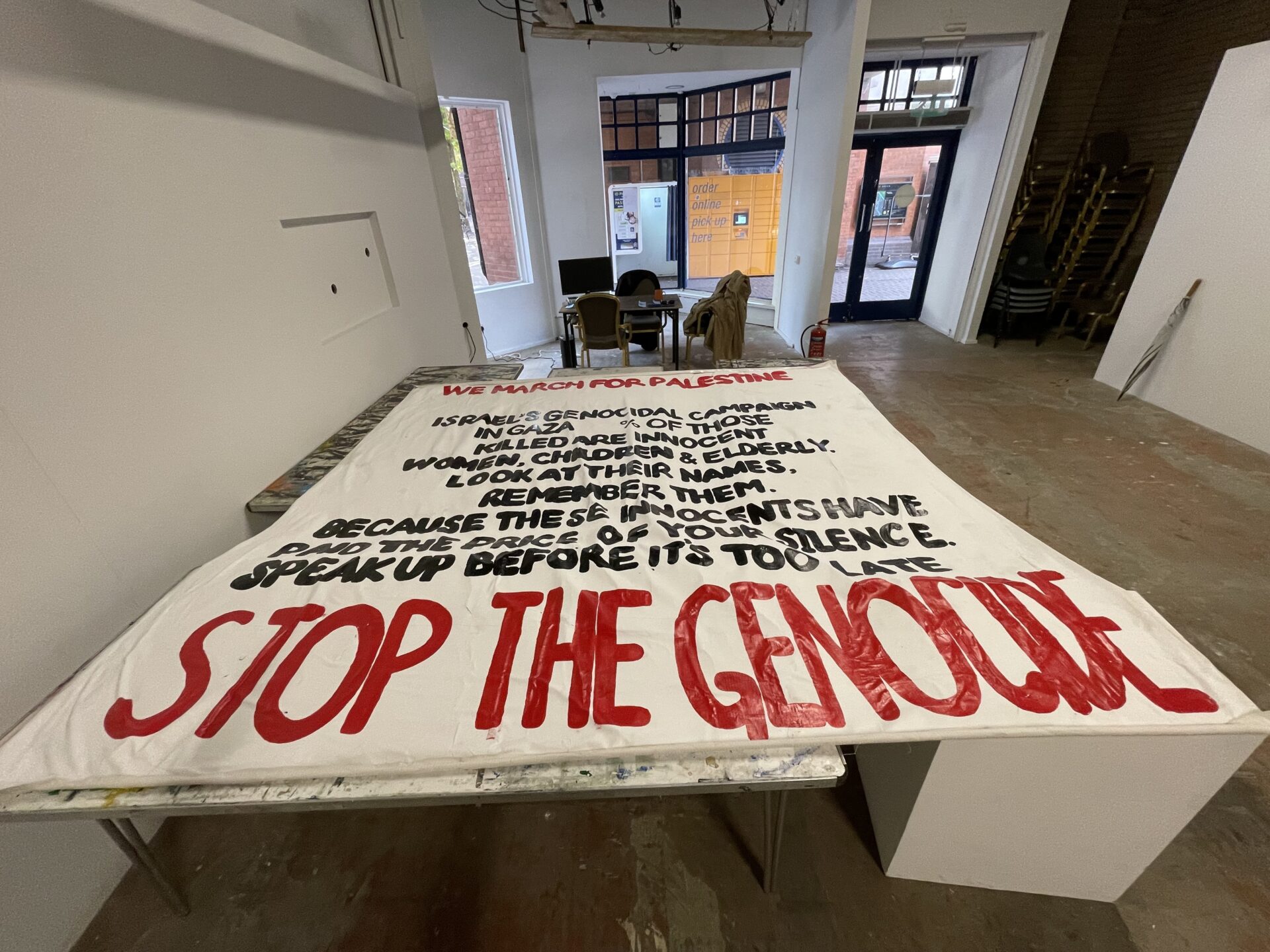 Community banner & placard making session