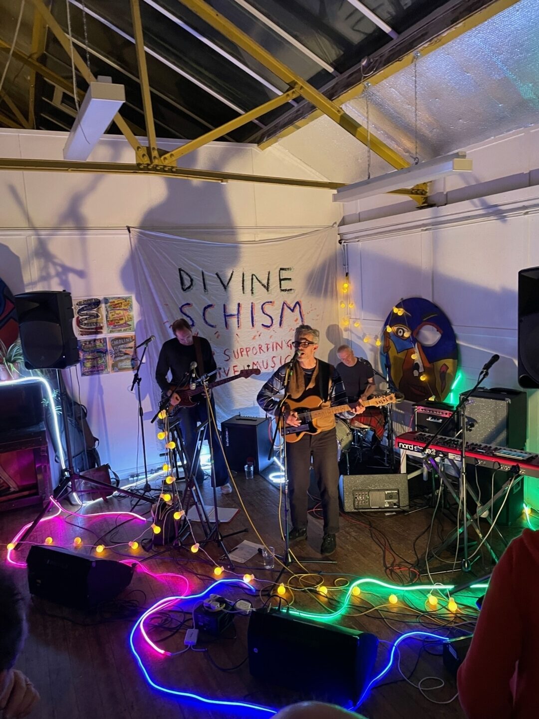 Divine Schism: The Catenary Wires + Pete Astor + European Sun